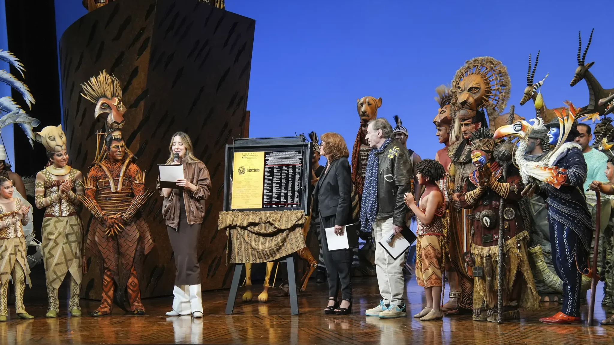 El Rey León musical en CDMX durante su primer aniversario en el Teatro Telcel.